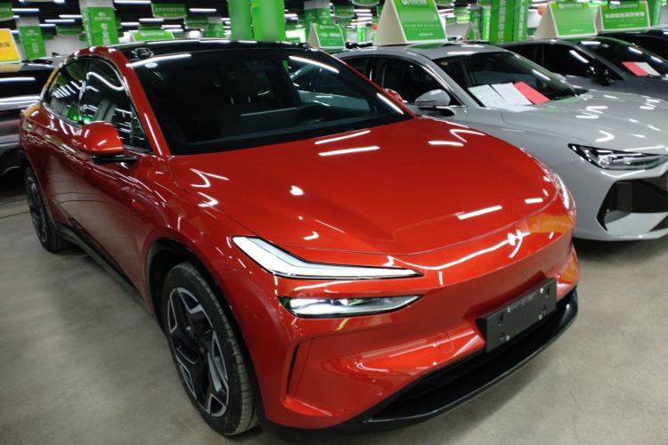 Used ONVO L60 2024 60 kWh Rear-Drive Version
