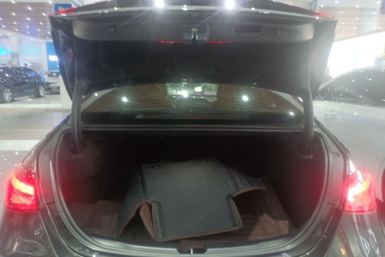 Used Mercedes-Benz C-Class 2022 Restyled C 260 L Sport Edition Trunk