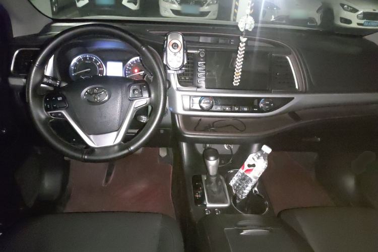 Used Toyota Highlander 2015 2.0T Four-Wheel Drive Luxury Edition 7-Seater
