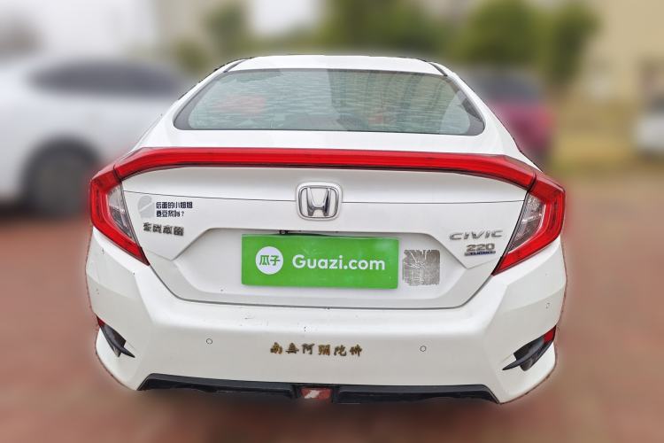 Used Honda Civic 2016 220TURBO CVT Prestige Edition
