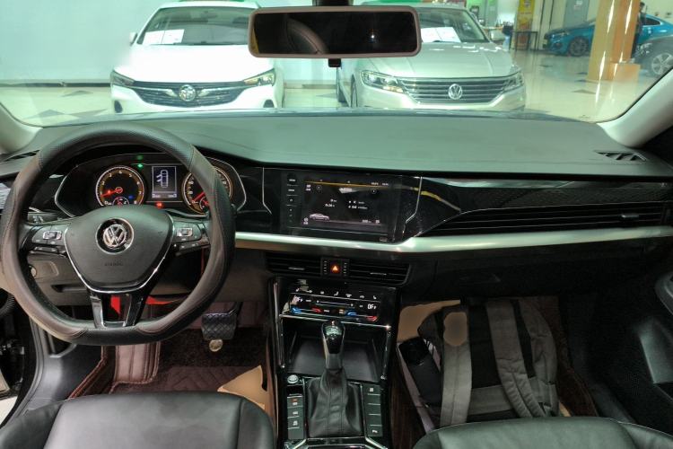 Used Volkswagen Passat 2020 330TSI Elite Edition China VI
