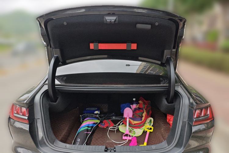 Used BYD Han 2020 EV Long-Range Luxury Model Trunk