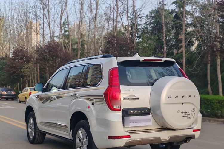 Used Haval H9 2017 2.0T Gasoline 4x4 Luxury 7-Seater