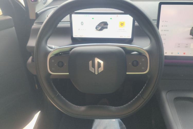 Used Leapmotor C16 2024 All-Electric 520 LiDAR Edition Steering Wheel