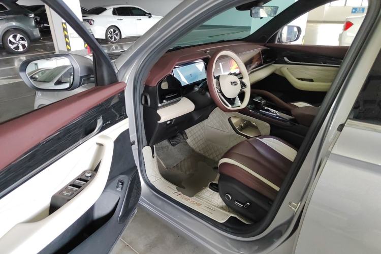 Used Geely Auto Monjaro L 2024 2.0TD High-Power Automatic Two-Wheel Drive Yunqi Version Driver Seat