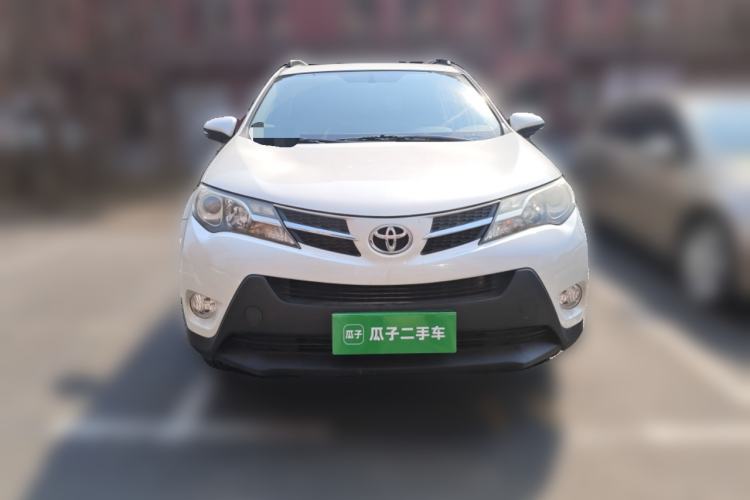 Used Toyota RAV4 2015 2.0L CVT Two-Wheel Drive Fashion Edition
