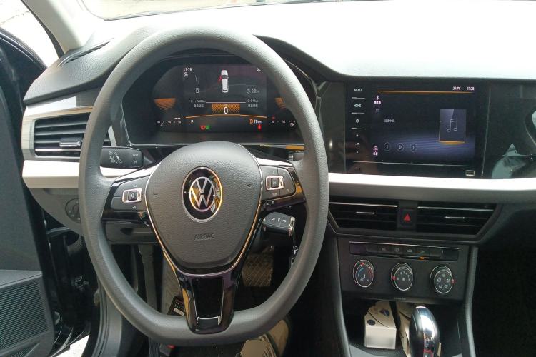 Used Volkswagen Lavida 2021 1.5L Automatic Comfort Edition
