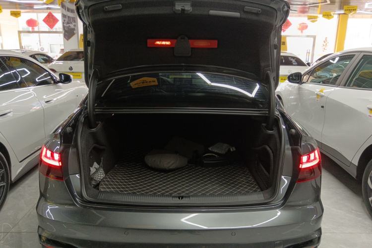 Used Audi A4L 2025 2 Million Units Enjoyment Version 40 TFSI Luxury Dynamic Edition