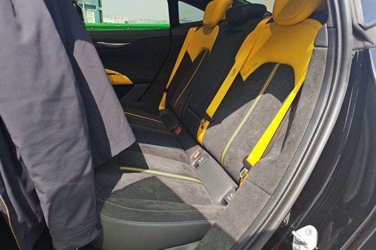 Used Xiaomi Auto SU7 Ultra 2025 Ultra Model Left Rear Seat