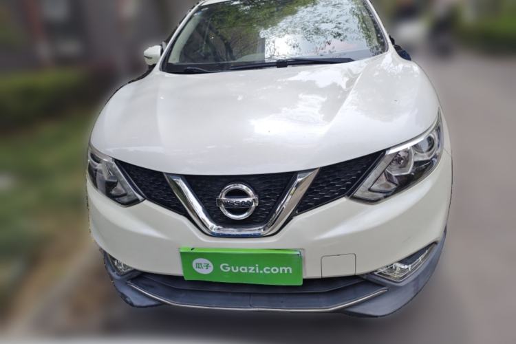 Used Nissan Qashqai 2016 2.0L CVT Elite Edition Front