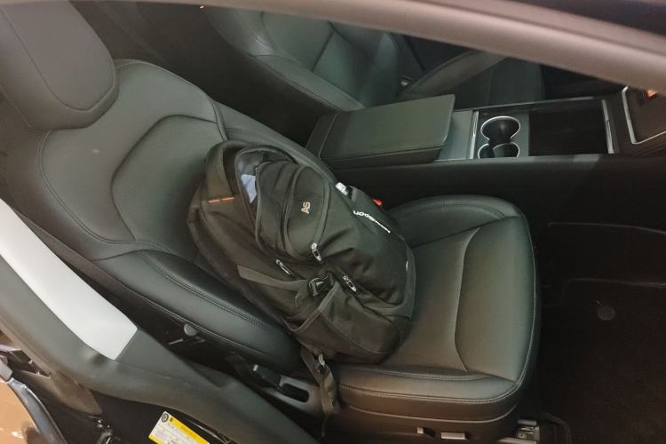 Used Tesla Model Y 2025 Long-Range All-Wheel Drive First Edition