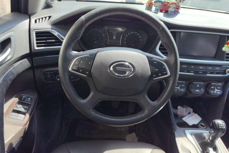 Used GAC Trumpchi GS4 2017 235T Manual Two-Wheel Drive Luxury Edition Steering Wheel