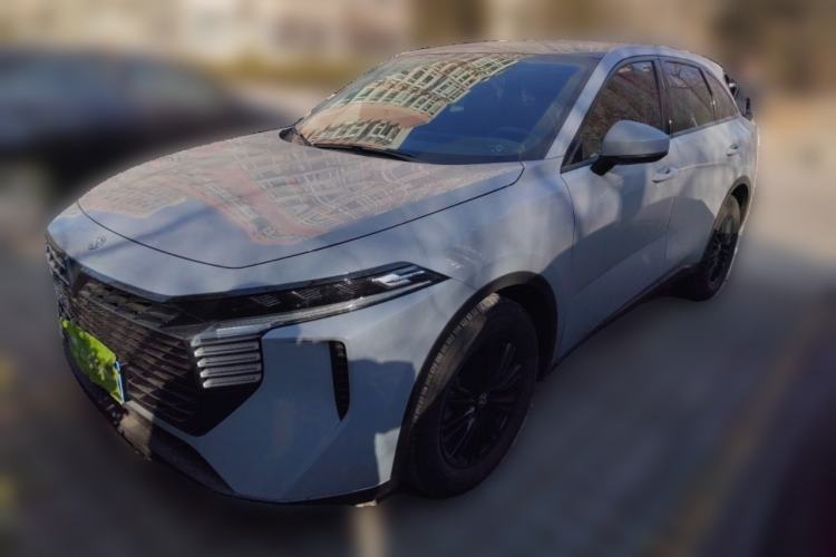 Used Venucia V 2022 260T Black Horse Edition · Idol