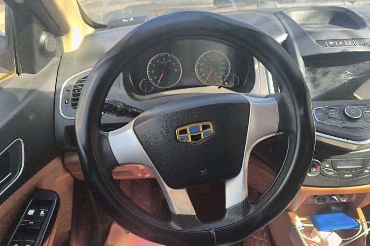 Used Geely Auto Diamond 2016 1.5L Manual Entry-Level Model China IV Standard Steering Wheel