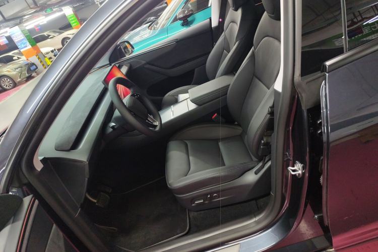 Used Tesla Model Y 2025 Long-Range All-Wheel Drive First Edition
