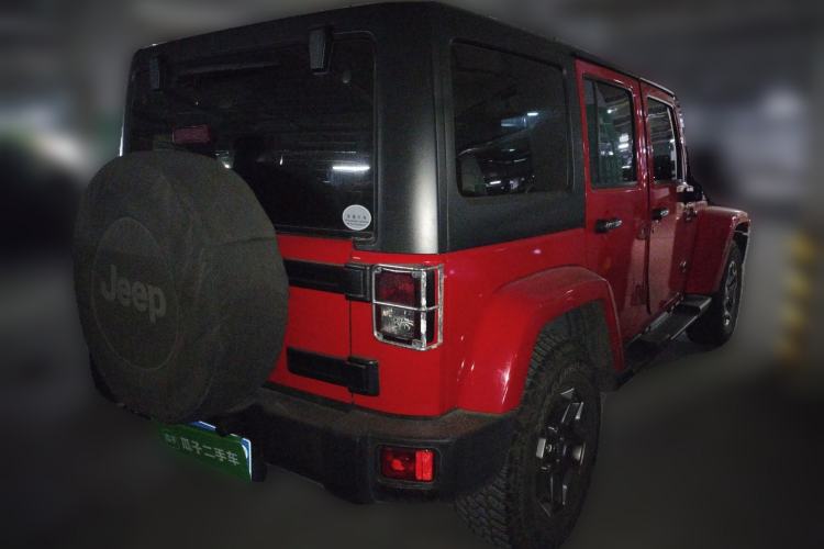 Used Jeep Wrangler 2015 3.0L Sahara Four-Door Comfort Edition
