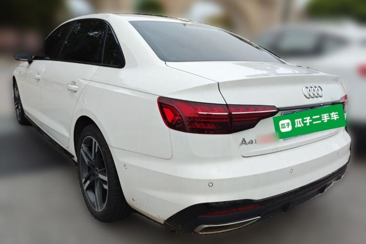 Used Audi A4L 2022 40 TFSI Luxury Dynamic Model
