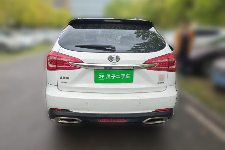 Used BYD Tang New Energy 2015 2.0T Four-Wheel-Drive Flagship Model Rear