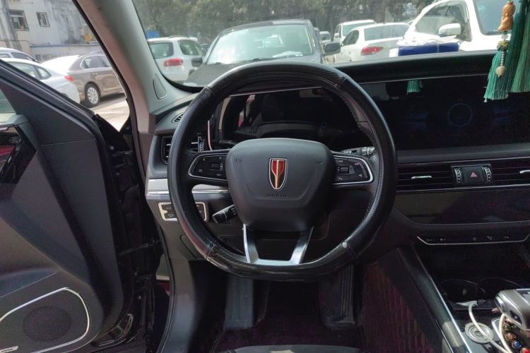 Used Hongqi HS5 2022 Facelifted Version 2.0T Smart Connect Flagship All-Wheel-Drive Edition
