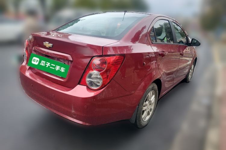 Used Chevrolet Aveo Sonic 2011 Sedan 1.4L Manual Transmission SE