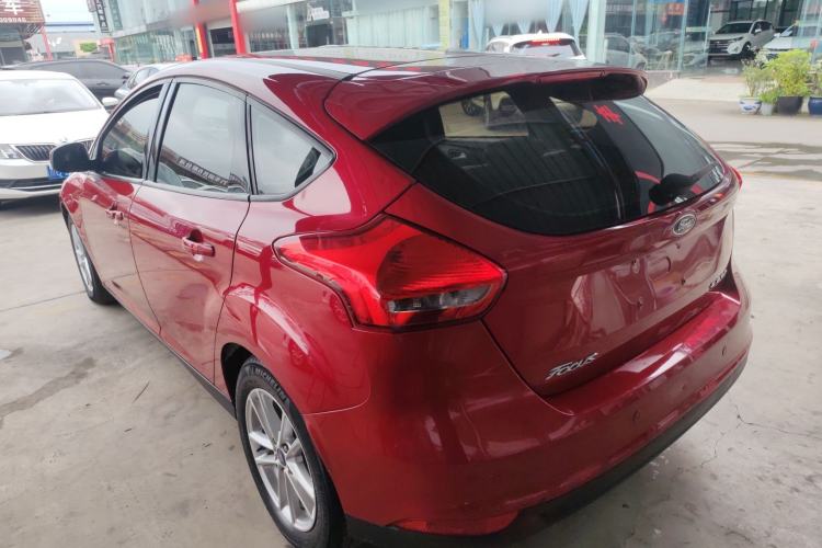 Used Ford Focus 2015 Hatchback 1.6L Automatic Fashion Edition