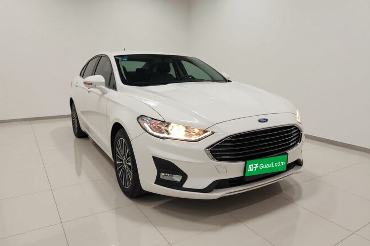 Used Ford Mondeo New Energy 2018 2.0 PHEV Smart-Controlled Fashion Edition China VI Standard Exterior 1