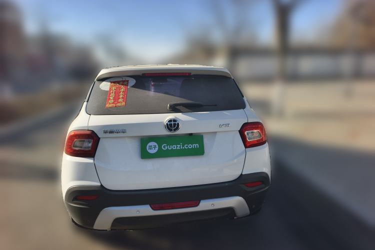 Used Brilliance V3 2015 1.5T Manual Urban Model
