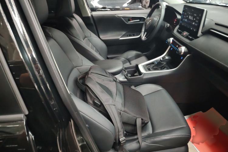 Used Toyota Wildlander 2022 2.0L CVT Two-Wheel Drive Luxury PLUS Edition
