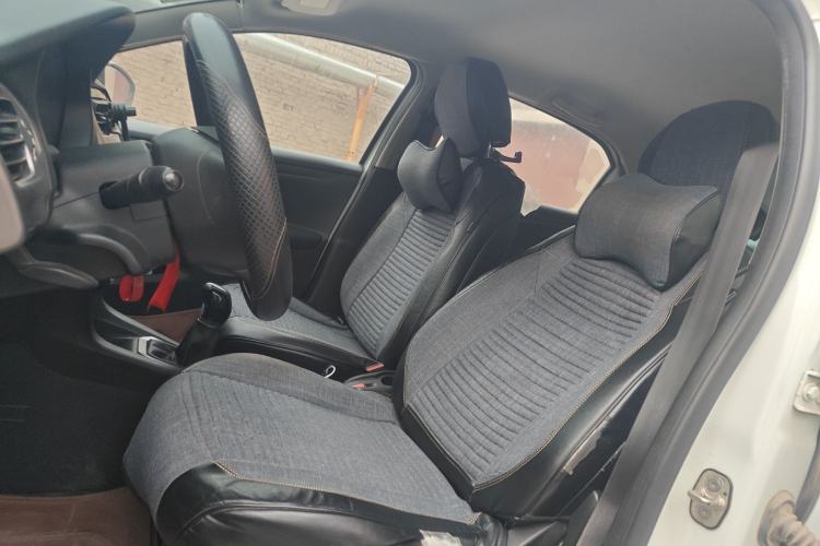 Used Peugeot 301 2014 1.6L Manual Comfort Edition
