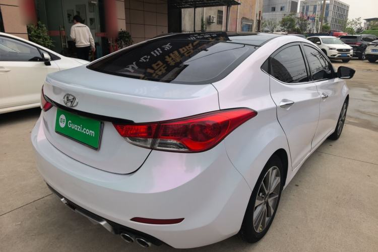 Used Hyundai Elantra (5th Generation / Langdong) 2015 1.6L Automatic Leading Model Rear Right 45 Deg