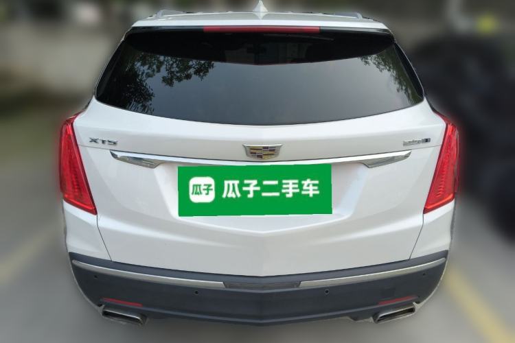 Used Cadillac XT5 2018 25T Luxury Model Rear