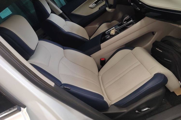 Used Dongfeng Aeolus Huge 2022 Mach Power 1.5T DareDrive Edition · Smart