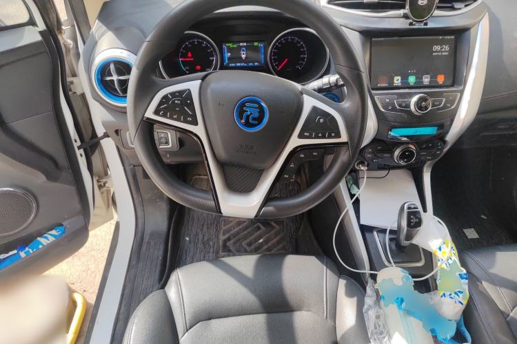 Used BYD Yuan New Energy 2018 EV360 Smart Connected Cool Model