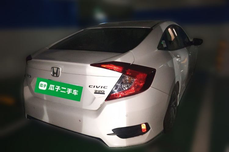 Used Honda Civic 2016 220TURBO CVT Luxury Edition
