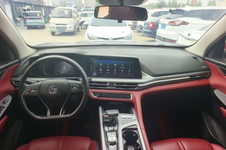 Used CHANGAN CS75 PLUS 2022 1.5T Automatic Luxury Model Interior 3