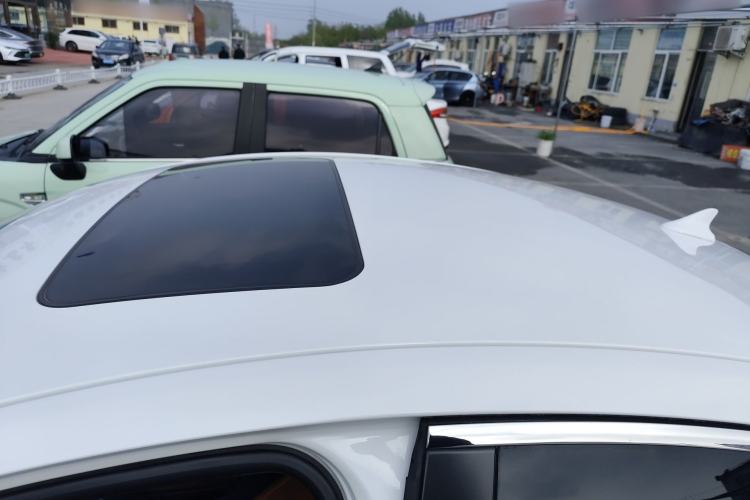 Used Buick Regal 2015 1.6T Elite Tech Model Roof