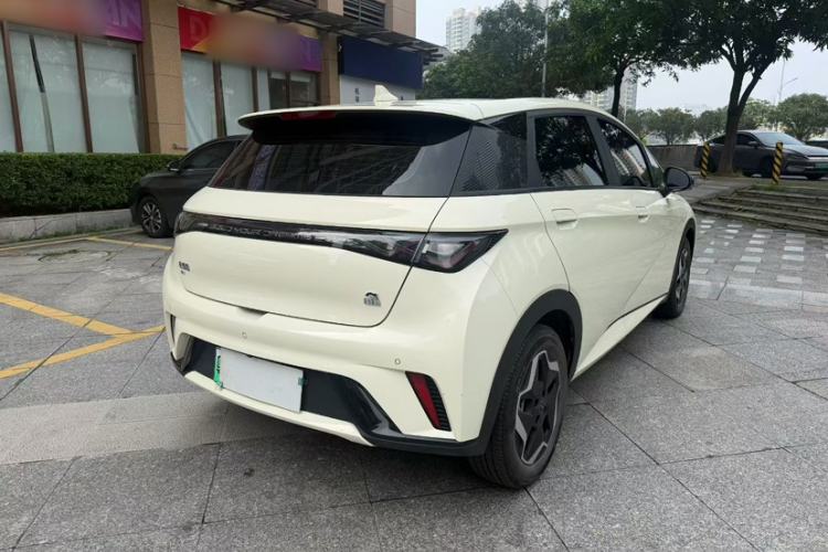 Used BYD Dolphin 2021 405 km Fashion Edition

