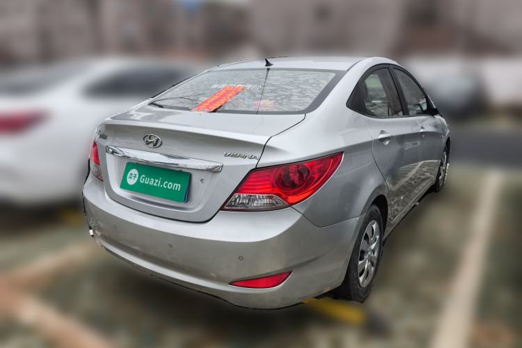 Used Hyundai Verna (older generation) 2010 Sedan 1.4L Manual Comfort GS
