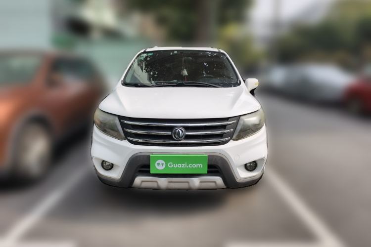 Used FORTHING Joyear X5 2013 1.6L Manual Luxury Model China IV Standard
