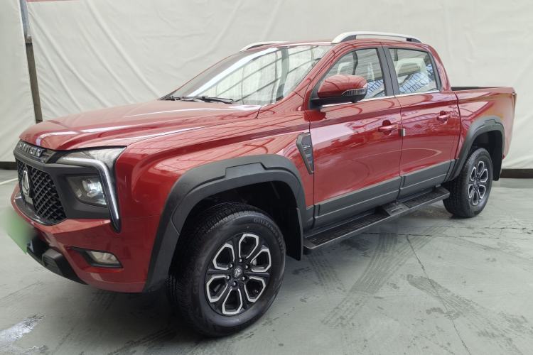 Used Sinotruk BOLDEN 2024 Passenger Version 2.0T Automatic Diesel 4x4 Standard Wheelbase Luxury Edition