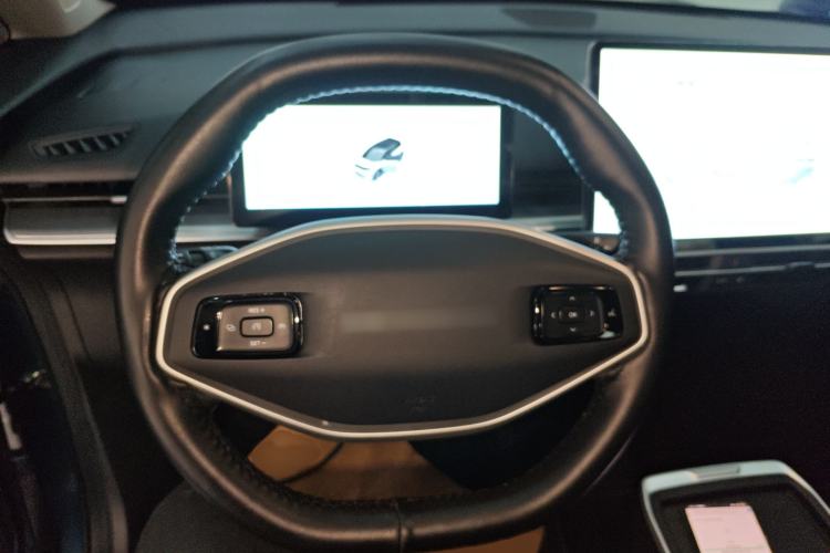 Used Venucia VX6 2023 520 Air