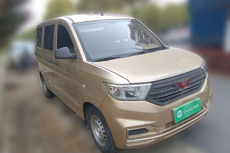 Used Wuling Hongguang V 2019 1.5L Jingqu Version China VI LAR Front Right 45 Deg