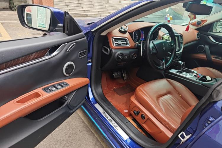 Used Maserati Ghibli 2014 3.0T S
