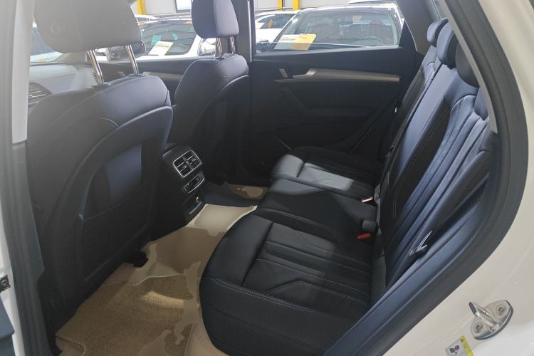 Used Audi Q5L 2024 40 TFSI Fashion Dynamic Model