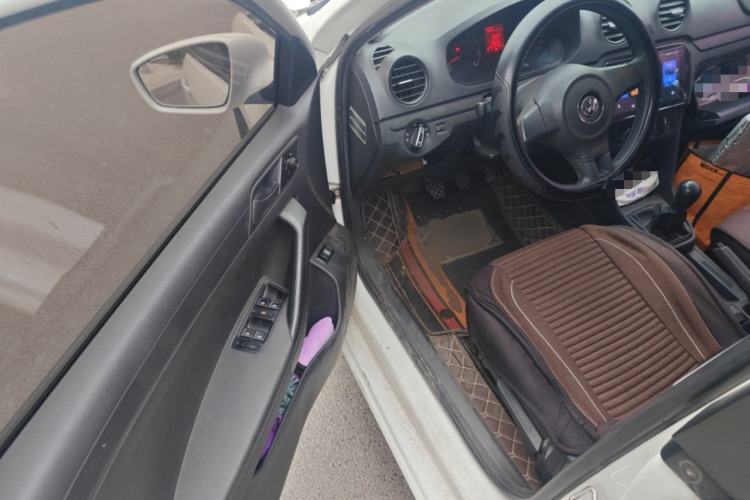 Used Volkswagen Jetta 2015 Zhuihui Edition 1.4L Manual Fashion Model Driver Seat