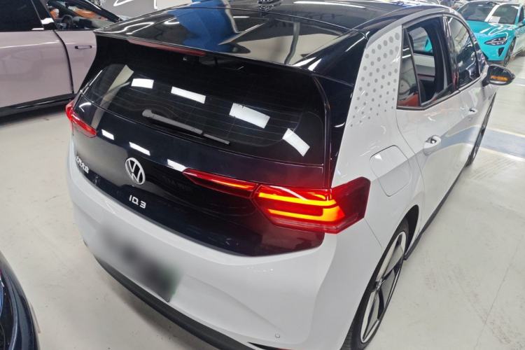 Used Volkswagen ID.3 2021 Pro Smart Edition Rear Right 45 Deg