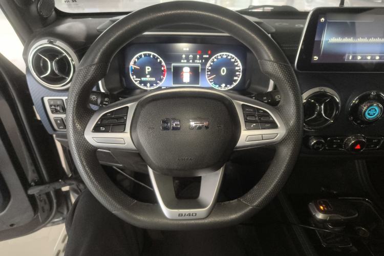 Used BAIC Off-Road BJ40 2020 2.0T Automatic Two-Wheel Drive Urban Hunter Edition Pioneer Version
