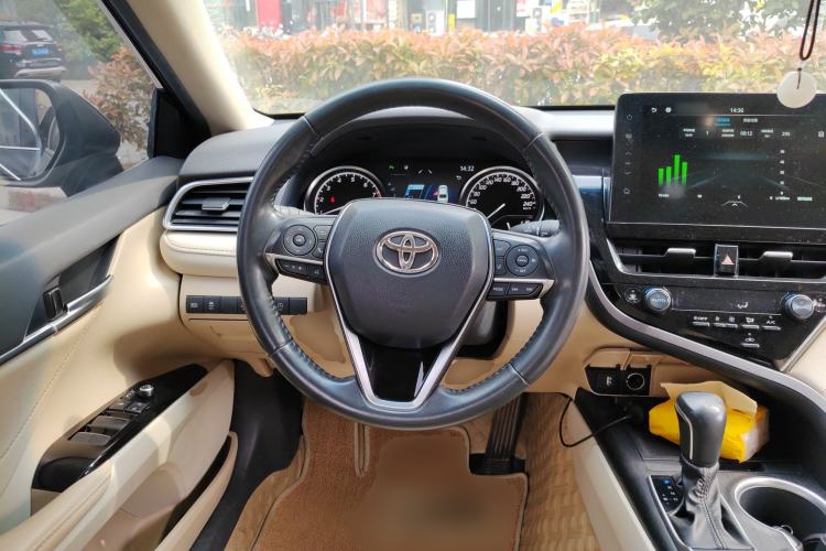Used Toyota Camry 2021 2.0G Luxury Edition Steering Wheel