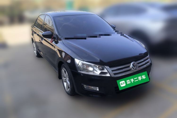 Used Volkswagen Santana 2015 1.6L Automatic Comfort Edition Front Right 45 Deg