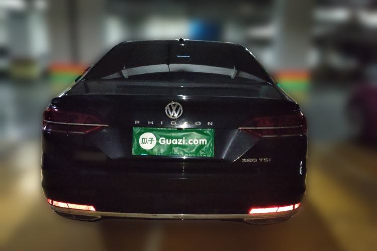 Used Volkswagen Phideon 2018 Revised Version 380TSI Two-Wheel Drive Business Edition Rear